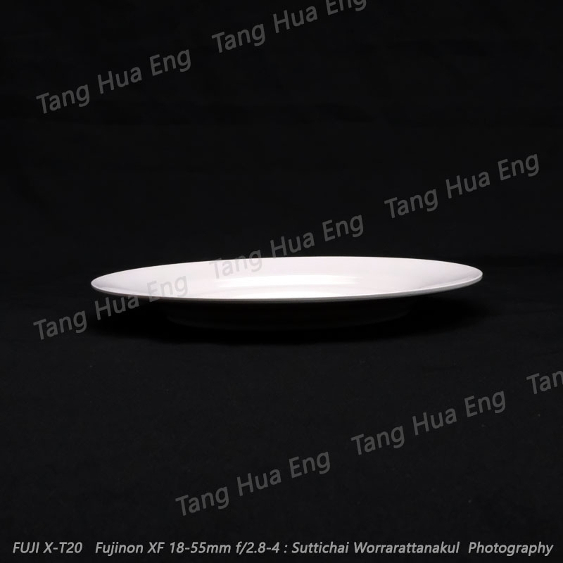 จานทรงตื้น 6.5 ตรายูนิก้า P901-6.5 สีฟ้า