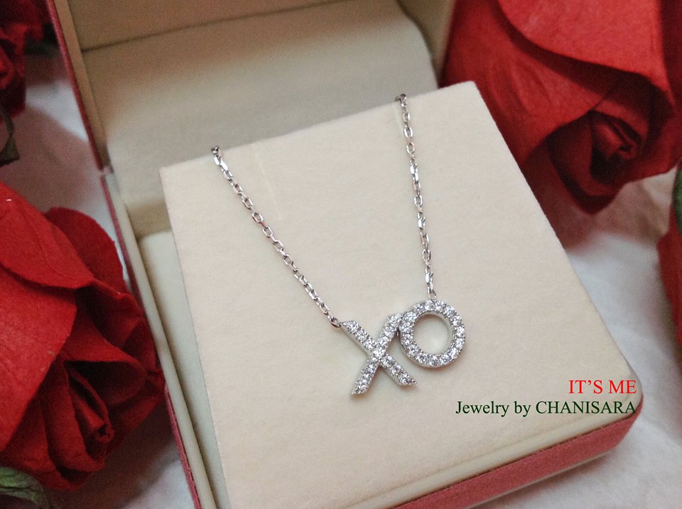 สร้อยเงินแท้พร้อมจี้92.5% รูป XO งานน่ารักๆ ประดับเพชร cz Free size 16-17" (ตัวเรือนเงินแท้)