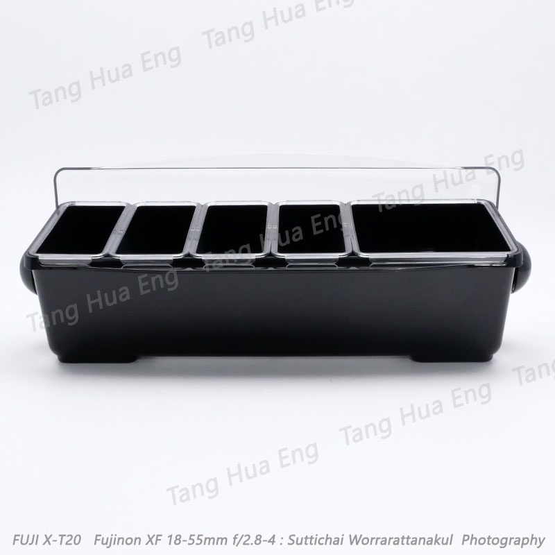 กล่องใส่เครื่องเคียง 5 ช่อง ( 4+1 ) สีดำ ฝาโค้ง P-CH5-BLK