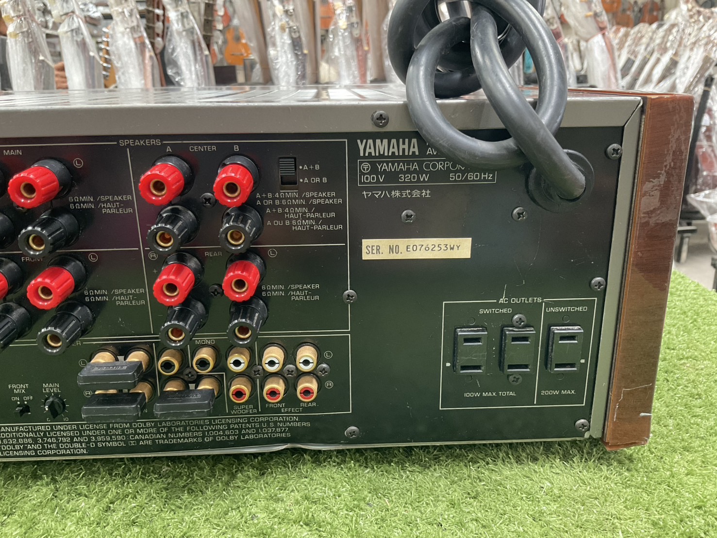 เครื่องขยายเสียง YAMAHA : AVX-2200 DSP สินค้าไม่พร้อมใช้งาน (ต้องซ่อม)