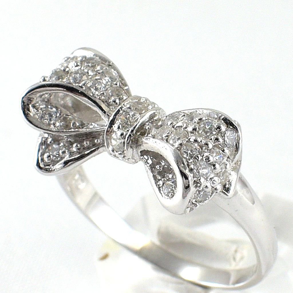 แหวนเงินแท้ราคาถูกชุบทองคำขาว เพชรCZแท้ 0.495 กะรัต งานประณีตสวยงาม สั่งผลิตค่ะ