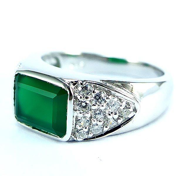 แหวนเงินแท้ราคาถูกชุบทองคำขาว พลอยแท้กรีนอะเกท 2.80 กะรัต เพชรCZ 0.50 กะรัต งานประณีตสวยงาม สั่งผลิตค่ะ