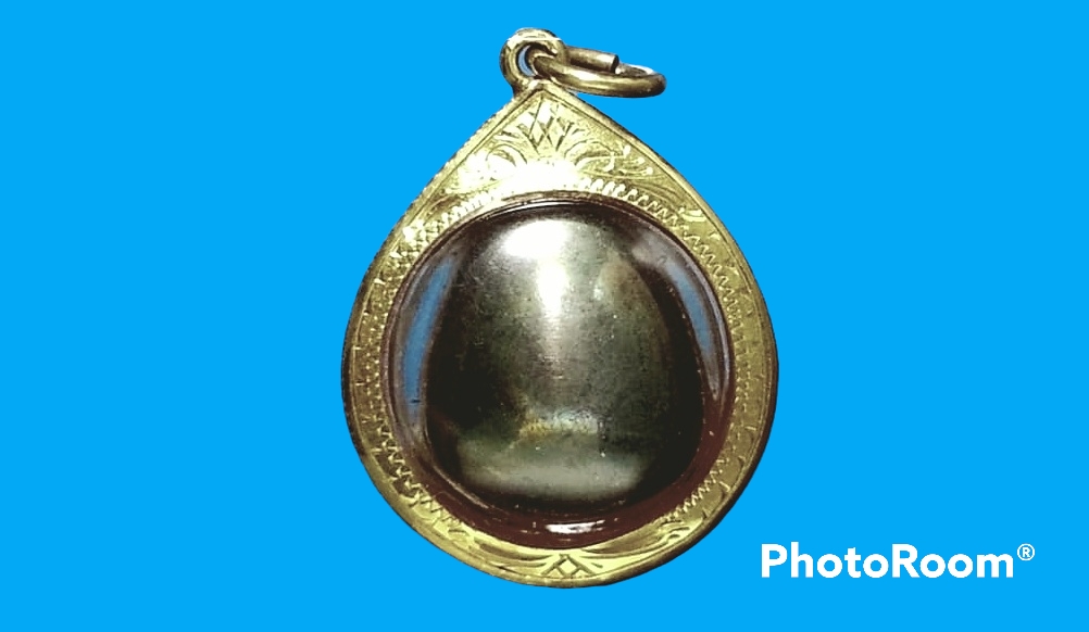 พระปิดตา หลวงพ่อทับ วัดอนงค์ เนื้อเมฆสิทธิ์ เลี่ยมทองคำ