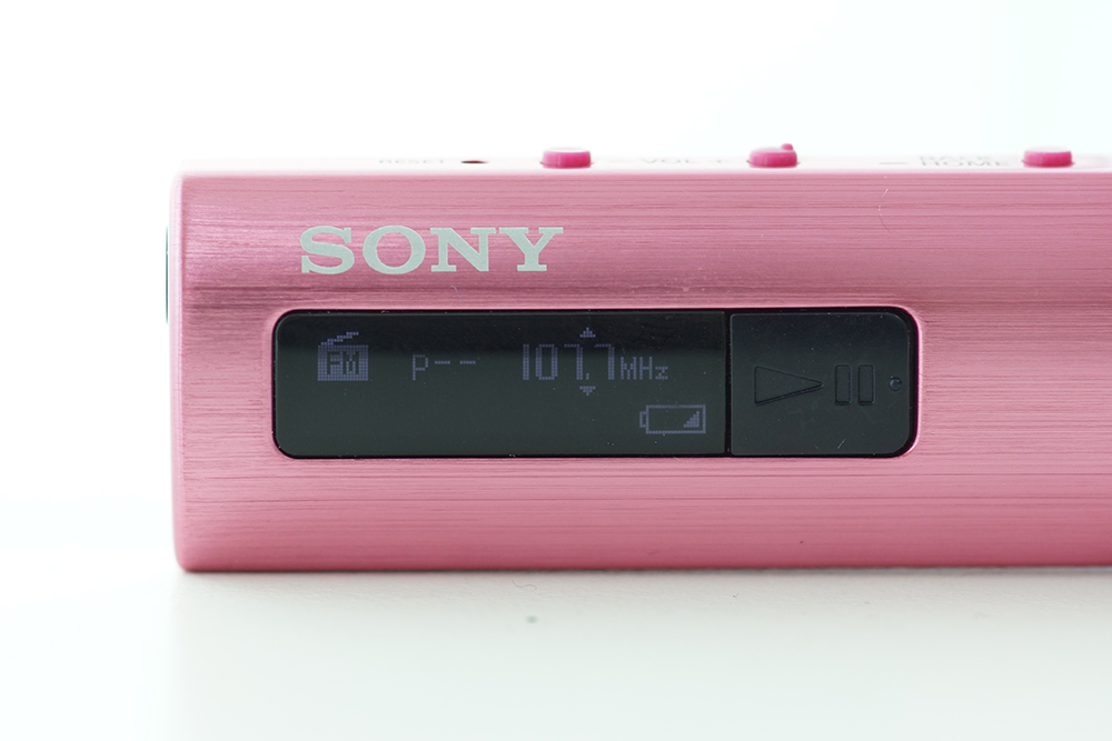 Sony เครื่องเล่น MP3 Walkman 4GB รุ่น NWZ-B183F สีชมพู