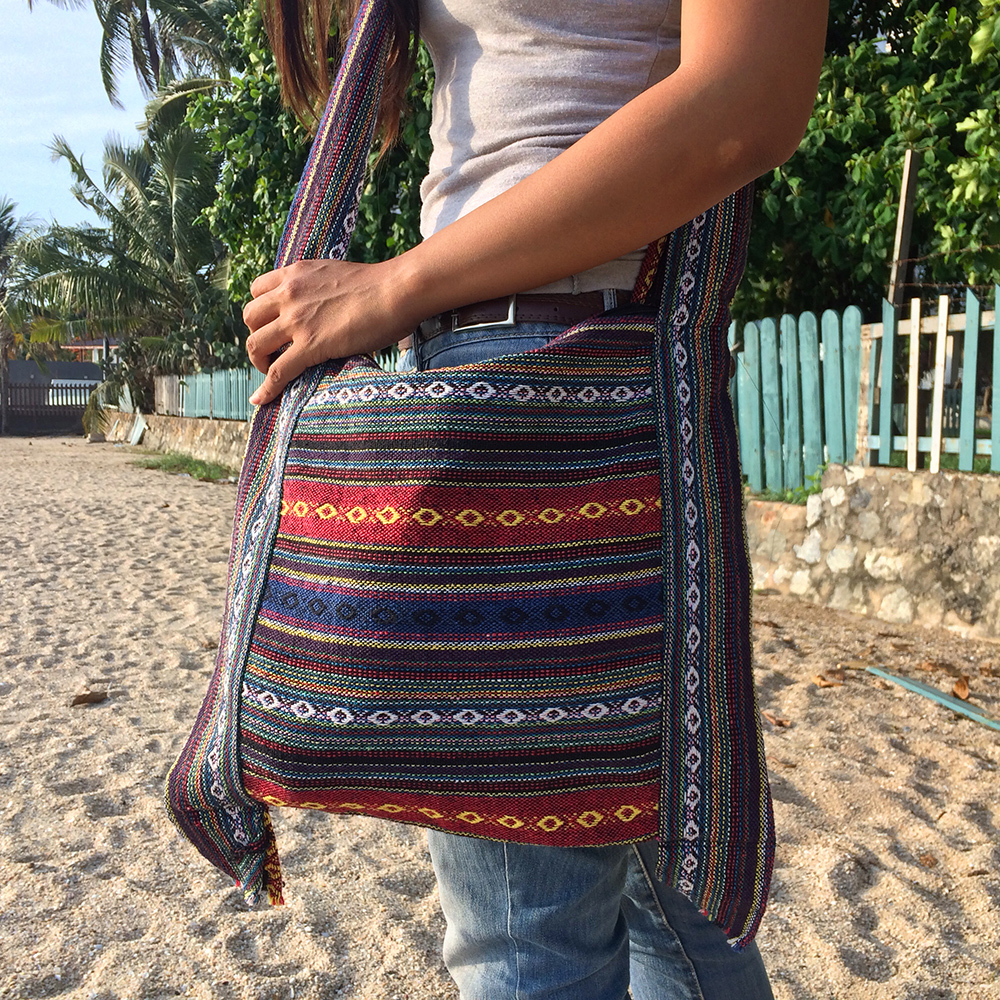 ขายย่าม ย่ามกะเหรี่ยง ย่ามชาวเขา ขายย่ามกระเหรี่ยงทอมือ กระเป๋าฮิปปี้ กระเป๋าโบฮีเมียน กระเป๋าแนวๆ กระเป๋าแนวเซอร์ๆ