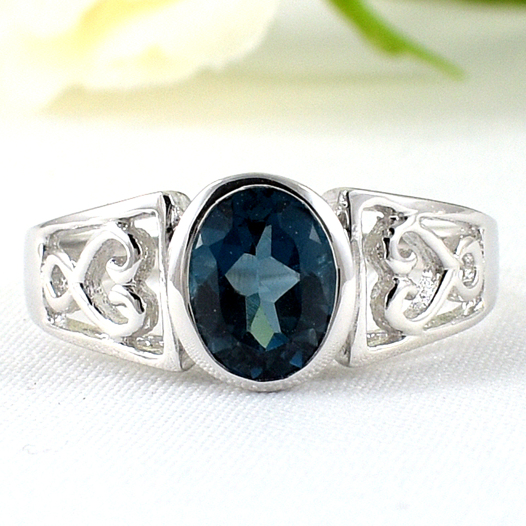 แหวนเงินแท้ราคาถูกชุบทองคำขาว ลอนดอนบลูโทปาซแท้ 1.40 กะรัต งานประณีตสวยงาม สั่งผลิตค่ะ