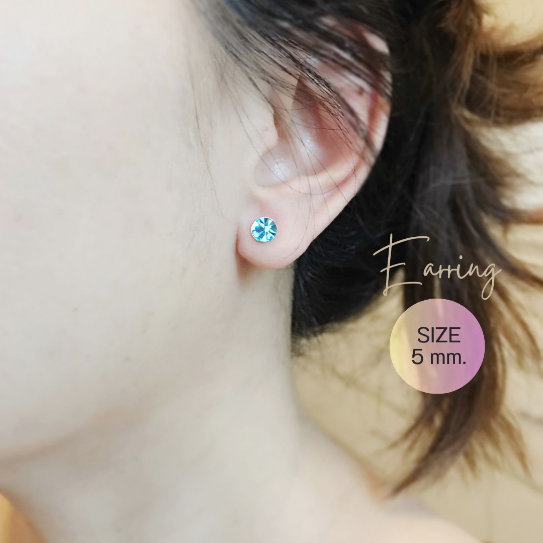 ต่างหูเงินแท้92.5% ประดับเพชร cz ขนาด 4-5 mm. เหมาะสำหรับเด็กและผู้ใหญ่ค่ะ (เรือนเงินแท้)