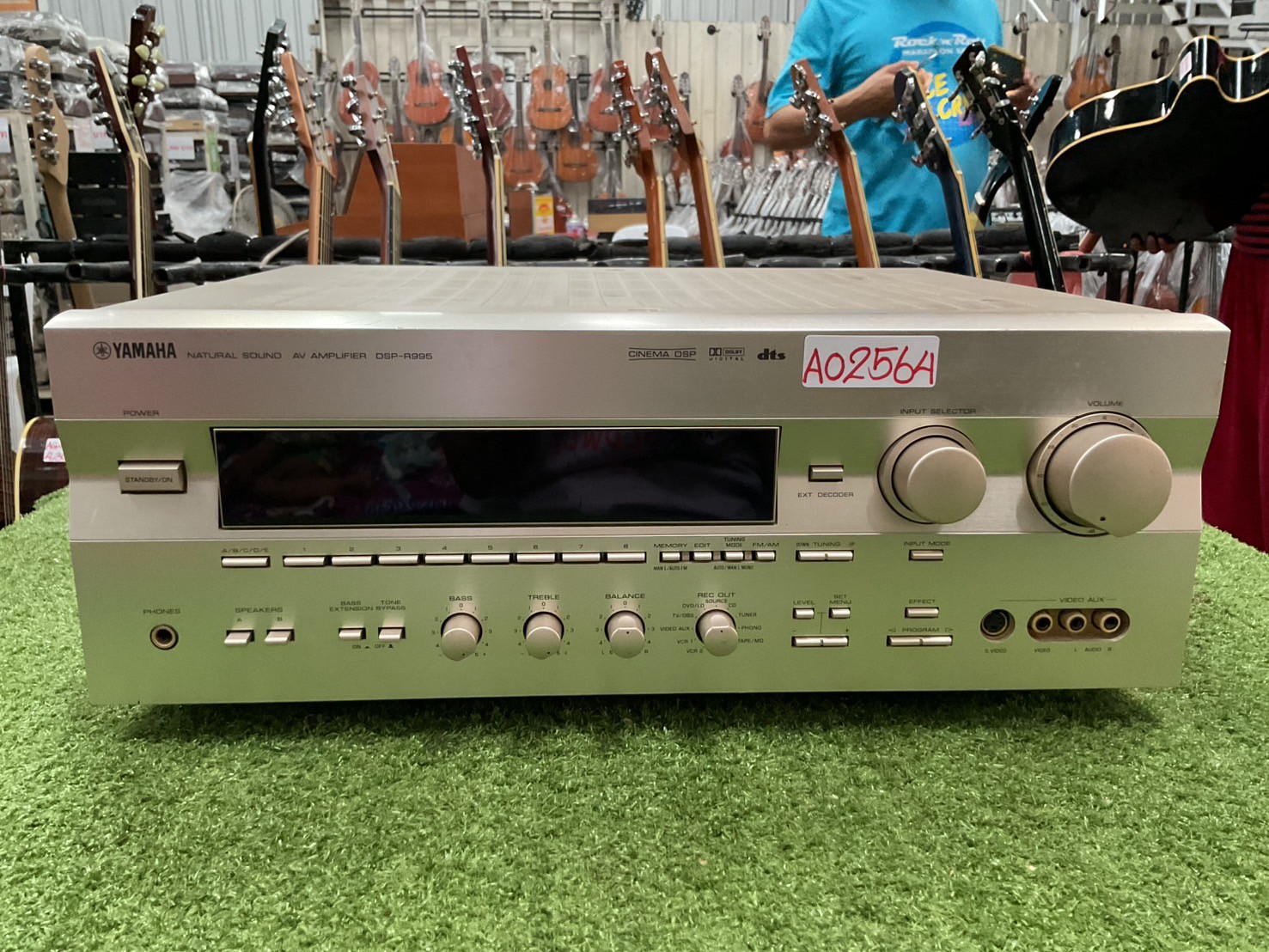 เครื่องขยายเสียง YAMAHA : DSP-R995