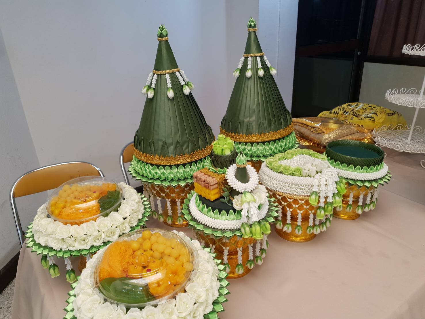 รับจัดขบวนขันหมาก ชุดพานขันหมากเอก-โท