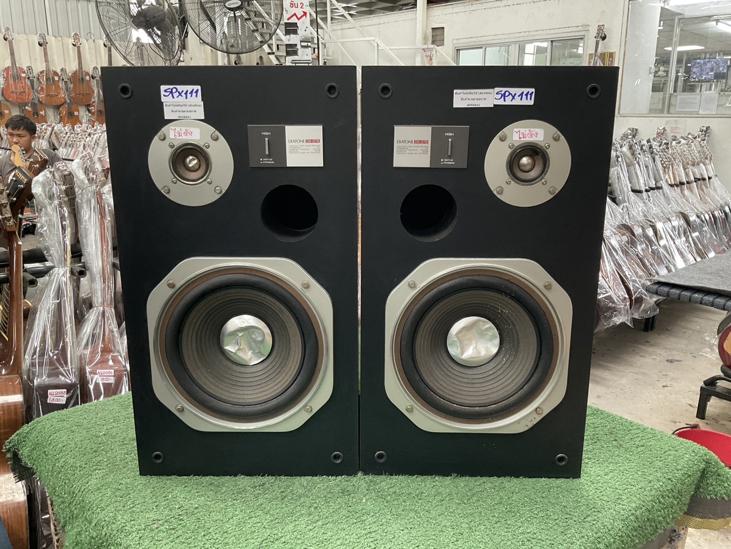 ลำโพง DIATONE : DS-27B สินค้าไม่พร้อมใช้งาน(ต้องซ่อม)