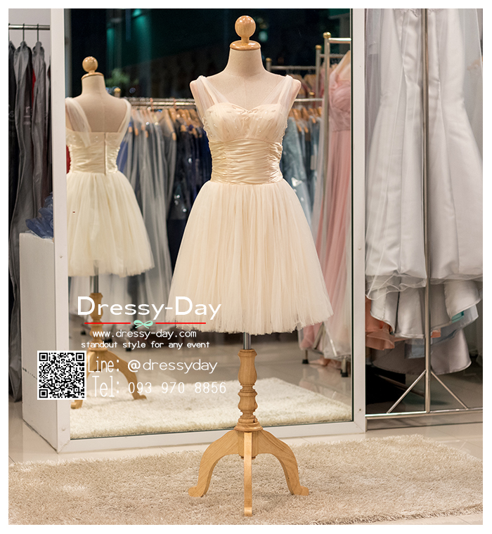 รหัส ชุดราตรี : YI026 ชุดแซกสวยหรู ชุดเพื่อนเจ้าสาวสีครีม-แชมเปญ สายชุดเก๋ๆ แบบใช้ผ้าตาข่าย ตรงเอวจับจีบเล่นลายด้วยผ้าซาติน
