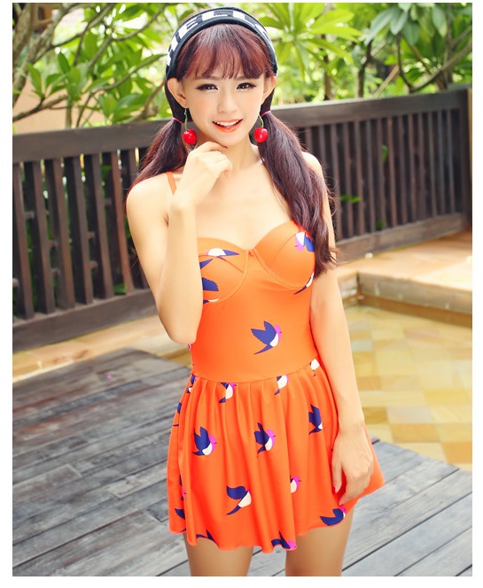 ชุดว่ายน้ำไซส์ xl สีส้ม 32-36 รอบเอว 24-30 สะโพก 34-40 นิ้ว ยาว 32 นิ้วค่ะ เนื้อผ้าดี สวยค่ะ