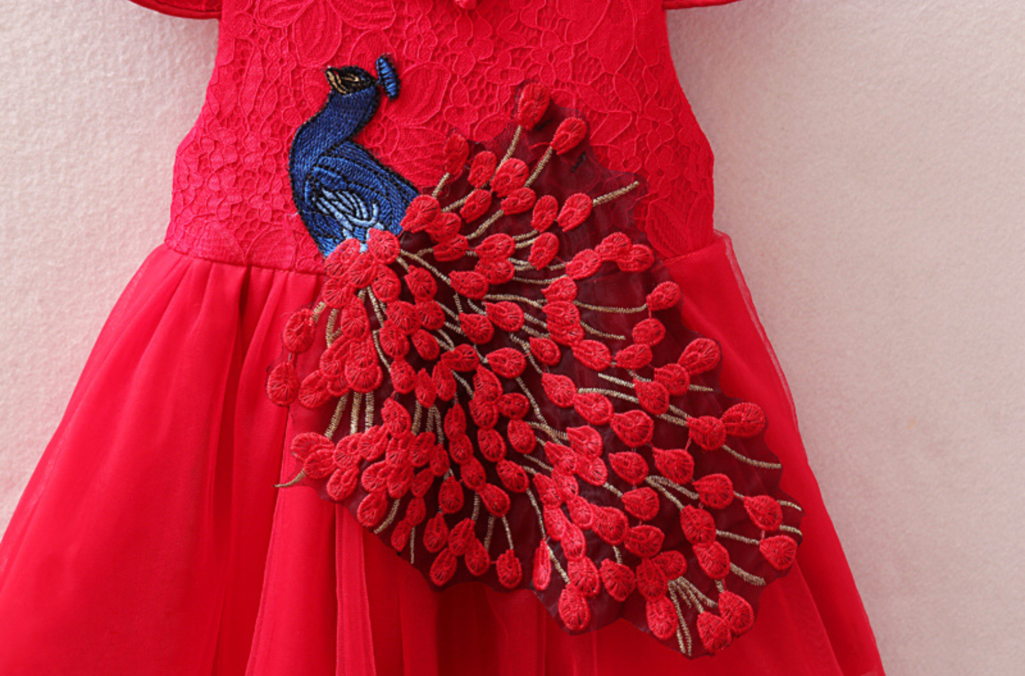 ชุดจีน กี่เพ้า เดรสแต่งนกยูง