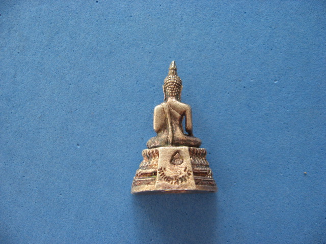 หลวงพ่อศรีสวรรค์ เนื้อเงิน จ.นครสวรรค์