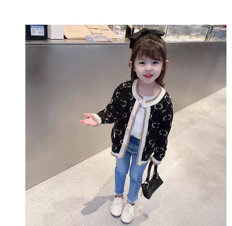 กันหนาว: เสื้อกันหนาวเด็ก กระดุมหน้า ผ้าสำลี