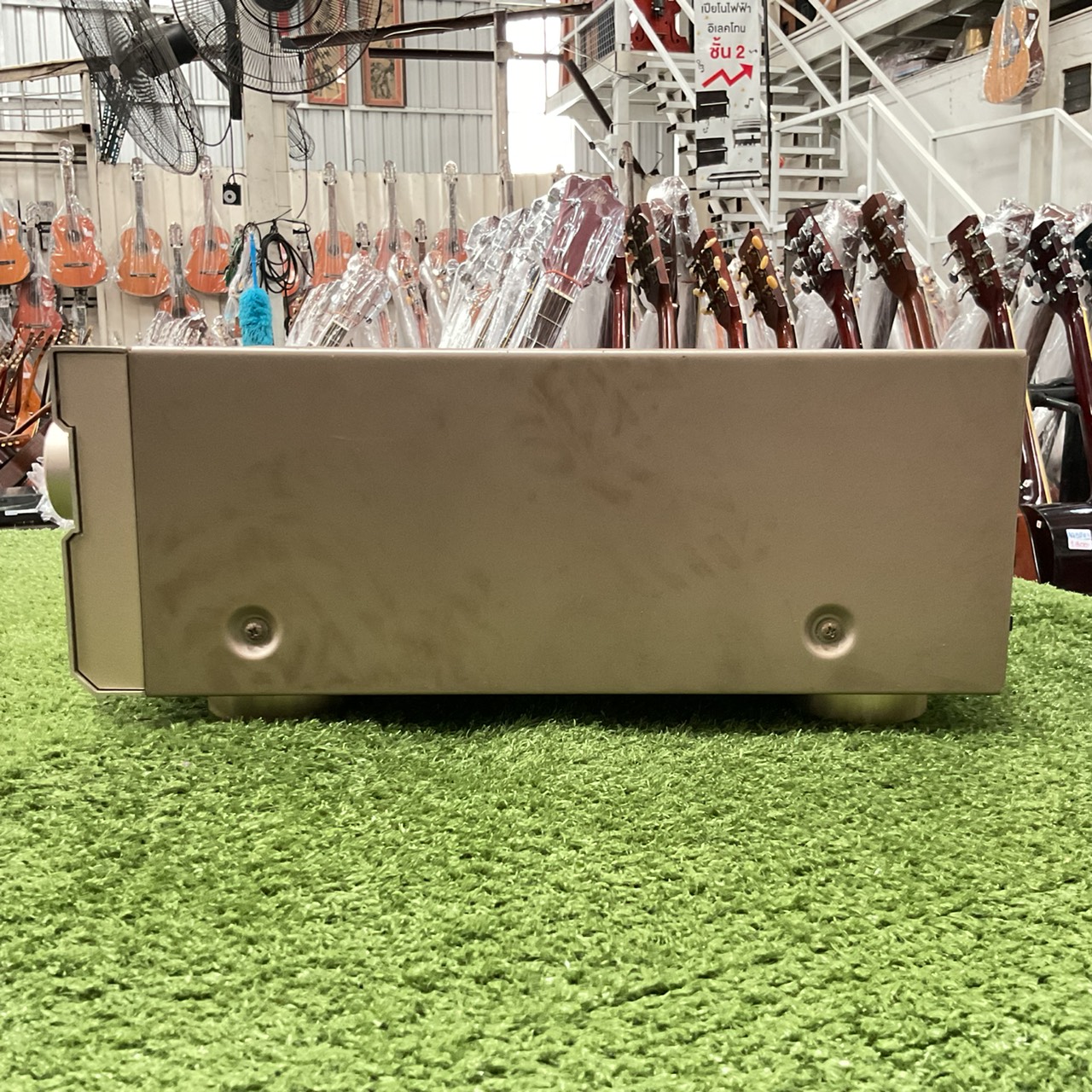 เครื่องขยายเสียง YAMAHA : DSP-AX620