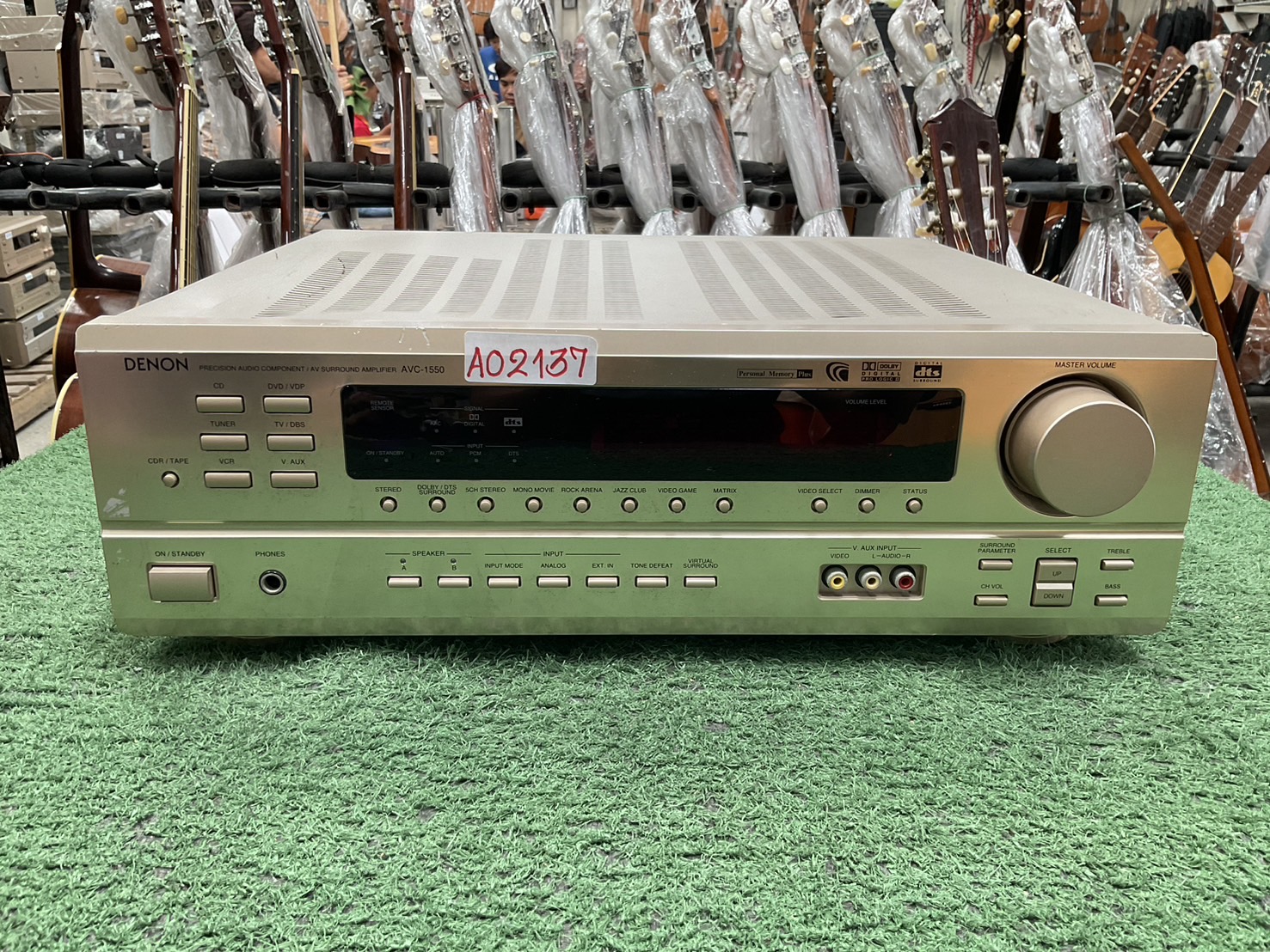 เครื่องขยายเสียง DENON : AVC-1550