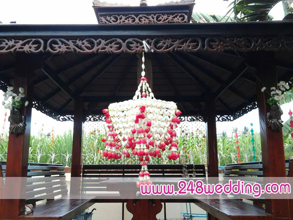 โคมแขวนระย้าขนาดใหญ่ (ทรงหกเหลี่ยม)สีแดง