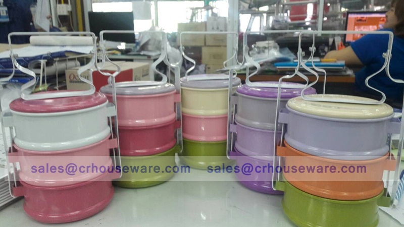 ปิ่นโตเคลือบ 3 ชั้น (คละสี) 005-PT3