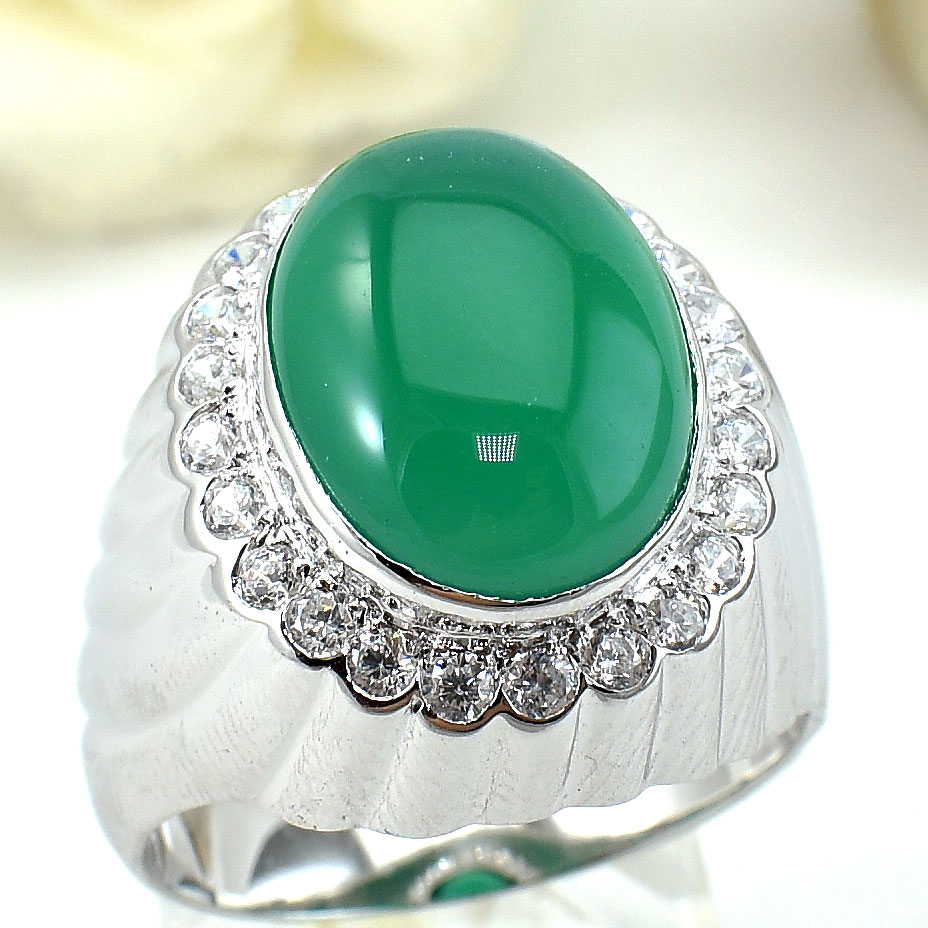 แหวนเงินแท้ราคาถูกชุบทองคำขาว พลอยแท้กรีนอะเกท 11.50 กะรัต เพชรCZ 0.72 กะรัต งานประณีตสวยงาม สั่งผลิตค่ะ