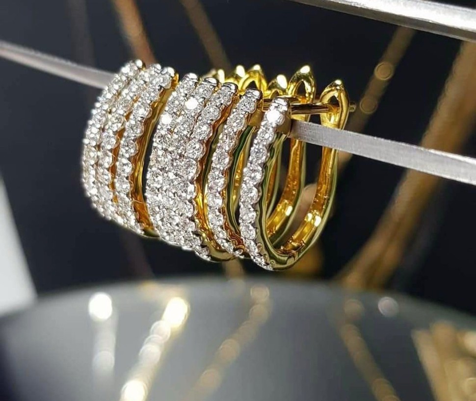 พร้อมส่งและสั่งผลิตต่างหูเพชรแท้สุดฮิต แต่งงาน หมั้น ใส่เที่ยว ออกงาน ทองคำ 9K เพชรแท้ 0.20 กะรัต ราคาถูกมาก ส่งฟรี