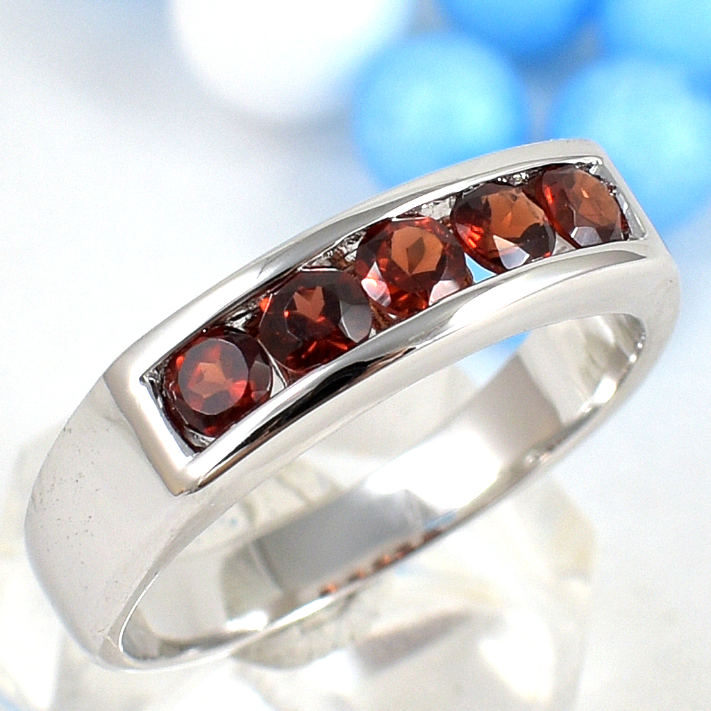 แหวนเงินแท้ราคาถูกชุบทองคำขาว โกเมนแท้ 0.90 กะรัต งานประณีตสวยงาม สั่งผลิตค่ะ