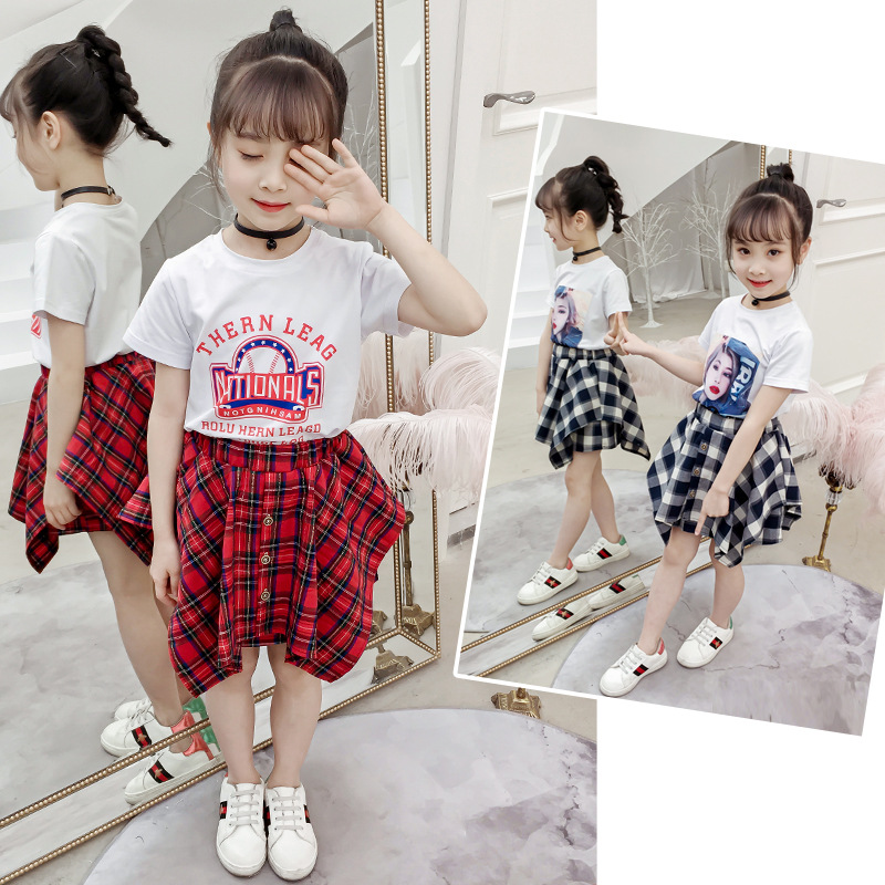 ชุดเต้น เสื้อแขนสั้นสีขาว+กางเกงสก๊อตแดง