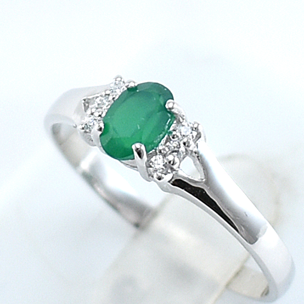 แหวนเงินแท้ราคาถูกชุบทองคำขาว พลอยแท้กรีนอะเกท 0.45 กะรัต เพชรCZ 0.06 กะรัต งานประณีตสวยงาม สั่งผลิตค่ะ