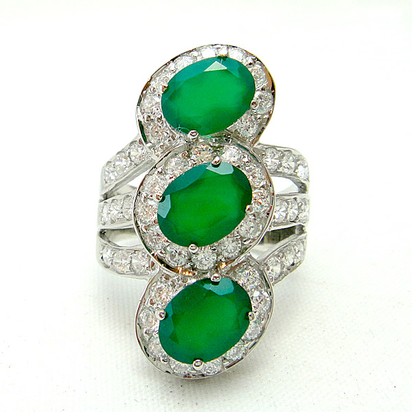 แหวนเงินแท้ราคาถูกชุบทองคำขาว พลอยแท้กรีนอะเกท 1.20 กะรัต เพชรCZ 1.44 กะรัต งานประณีตสวยงาม สั่งผลิตค่ะ