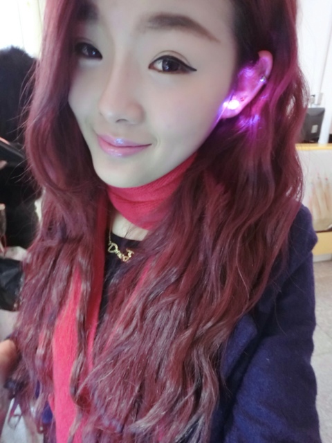 ต่างหูแฟชั่นมีไฟกระพริบสวยเก๋ฝุดๆเลย