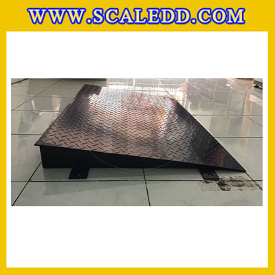 ทางลาดแท่นชั่งน้ำหนักแบบตั้งพื้นทำจากเหล็ก ขนาด 120x80 Cm. รับน้ำหนักได้สูงสูด 2 ตัน