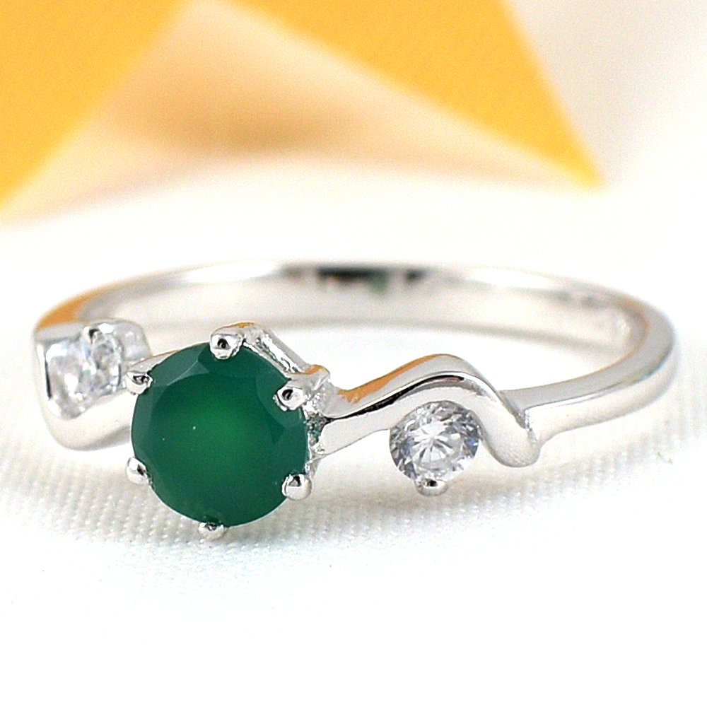 แหวนเงินแท้ราคาถูกชุบทองคำขาว พลอยแท้กรีนอะเกท 0.46 กะรัต เพชรCZ 0.12 กะรัต งานประณีตสวยงาม สั่งผลิตค่ะ