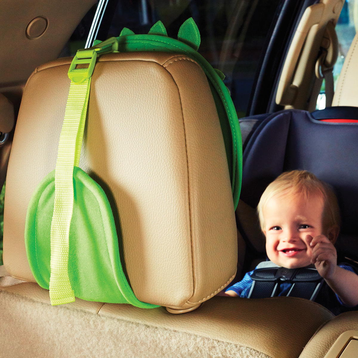 กระจกมองเด็กในรถยนต์ที่น่ารักมากๆ Brica Swing Baby In-Sight Mirror