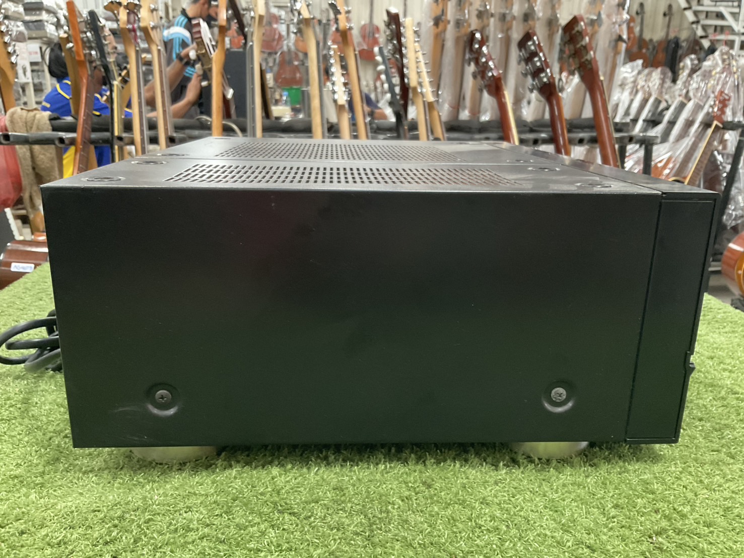 เครื่องขยายเสียง ONKYO : Integra A-817XD สินค้าไม่พร้อมใช้งาน(ต้องซ่อม)