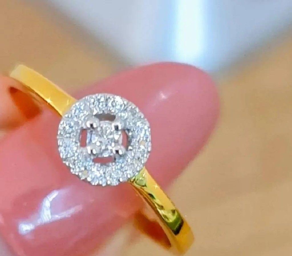 พร้อมส่งและสั่งผลิตแหวนเพชร แหวนแต่งงาน แหวนหมั้น ใส่เที่ยว ออกงาน แหวนทองคำ 9K เพชรเกสรแท้ 0.10 กะรัต 13 เม็ด ราคาถูกมาก ส่งฟรี