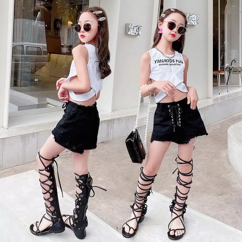 ชุดเต้น ชุดแดนซ์ : เสื้อครอป HIPHOP แขนกุดไขว้+กางเกงขาสั้น