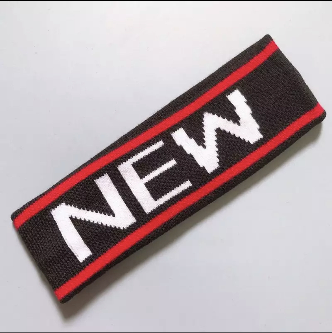 ที่คาดผม ผ้าคาดหัว แต่งผม สไตล์ ฮิปฮอป แพค 1 ชิ้น มีลายมากกว่าปก คลิกดูแบบด้านใน