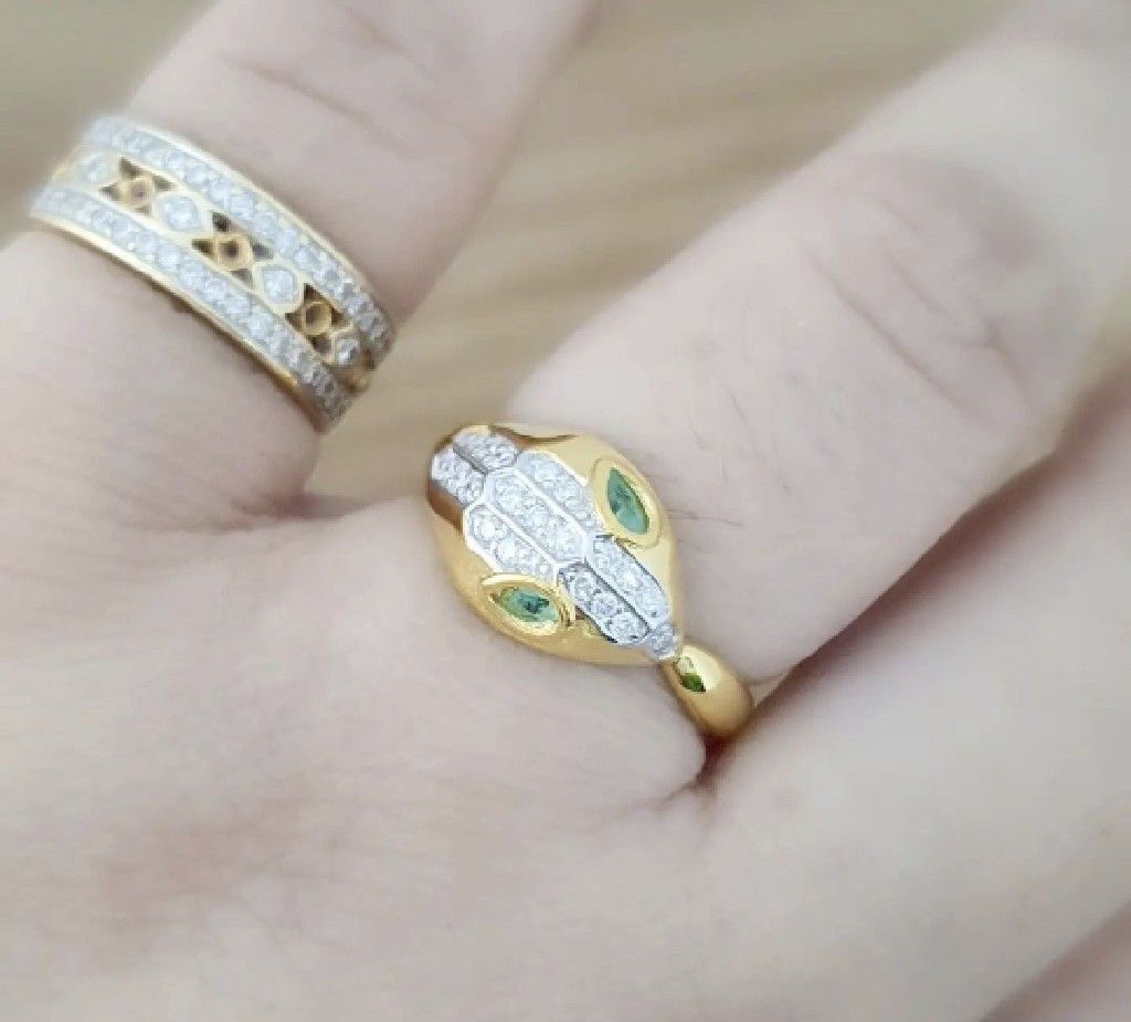 พร้อมส่งและสั่งผลิตแหวนเพชร ตัวจริงน้องงูใหญ่มากนะคะ แหวนแต่งงาน แหวนหมั้น ใส่เที่ยว ออกงาน แหวนทองคำ 9K เพชรเกสรแท้ 0.15 กะรัต 20 เม็ด ราคาถูกมาก ส่งฟรี