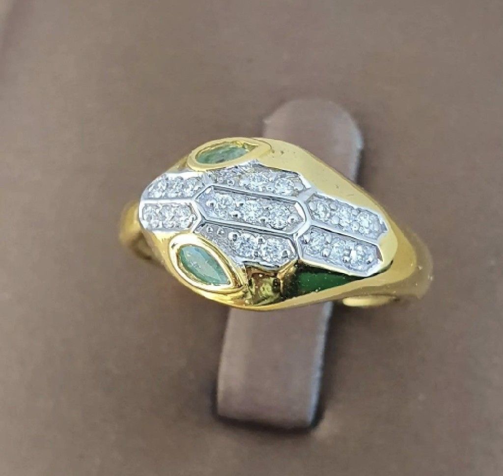 พร้อมส่งและสั่งผลิตแหวนเพชร ตัวจริงน้องงูใหญ่มากนะคะ แหวนแต่งงาน แหวนหมั้น ใส่เที่ยว ออกงาน แหวนทองคำ 9K เพชรเกสรแท้ 0.15 กะรัต 20 เม็ด ราคาถูกมาก ส่งฟรี