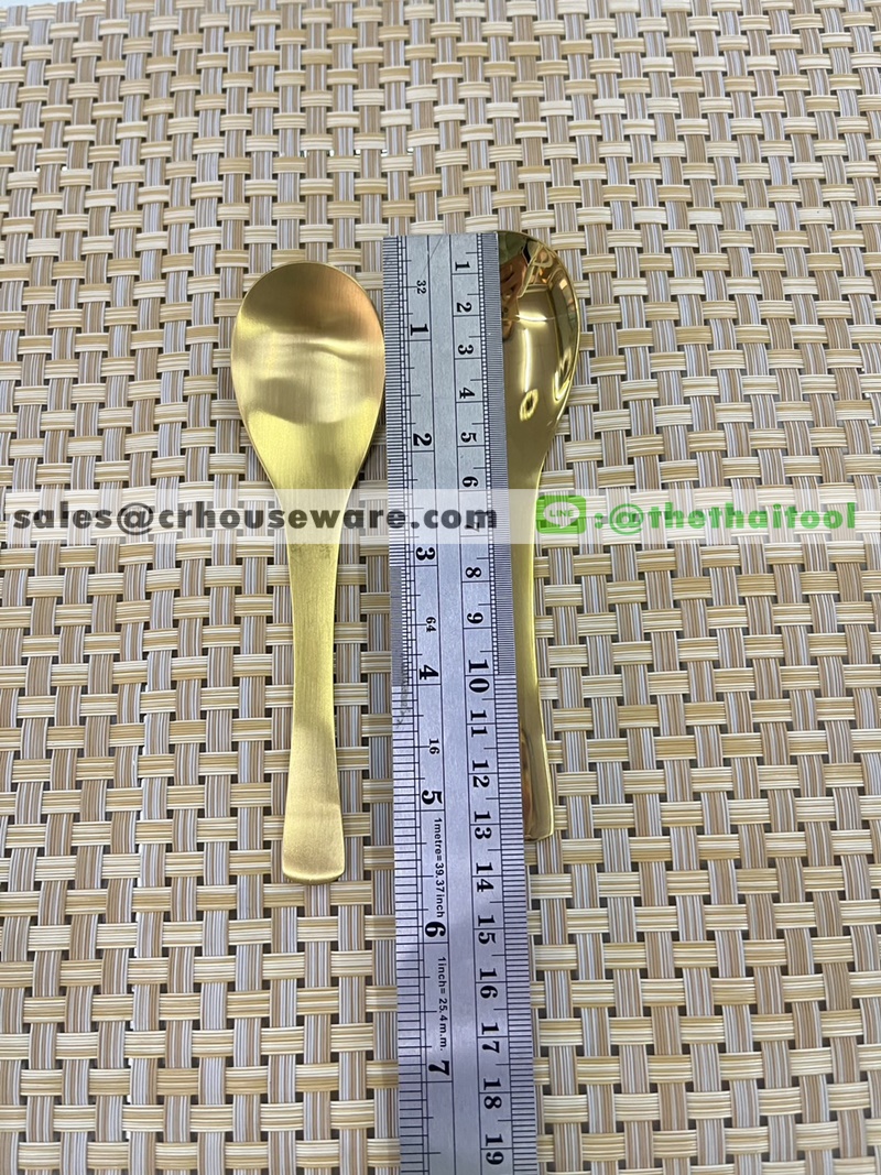 ช้อนซุปสีทอง