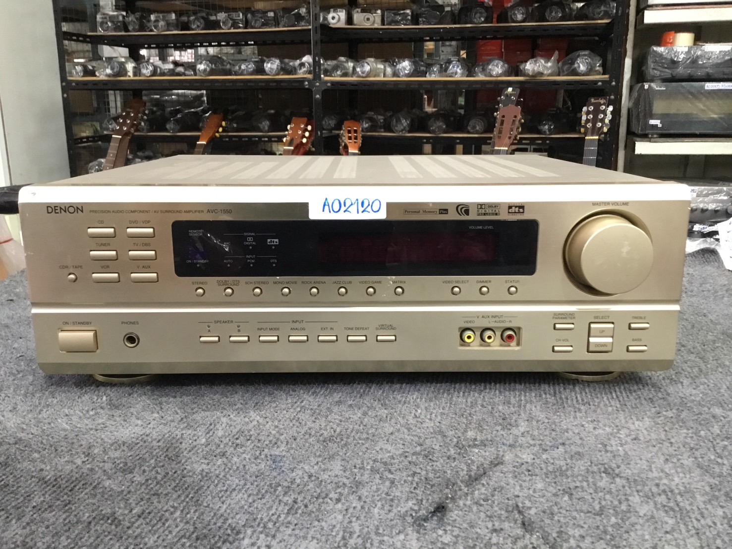 เครื่องขยายเสียง DENON : AVC-1550