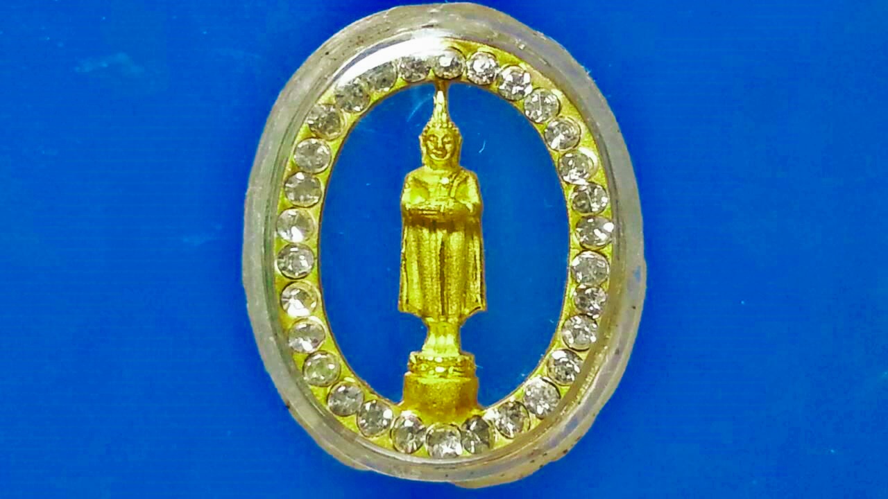 พระพุทธปางอุ้มบาตร (วันพุธ)
