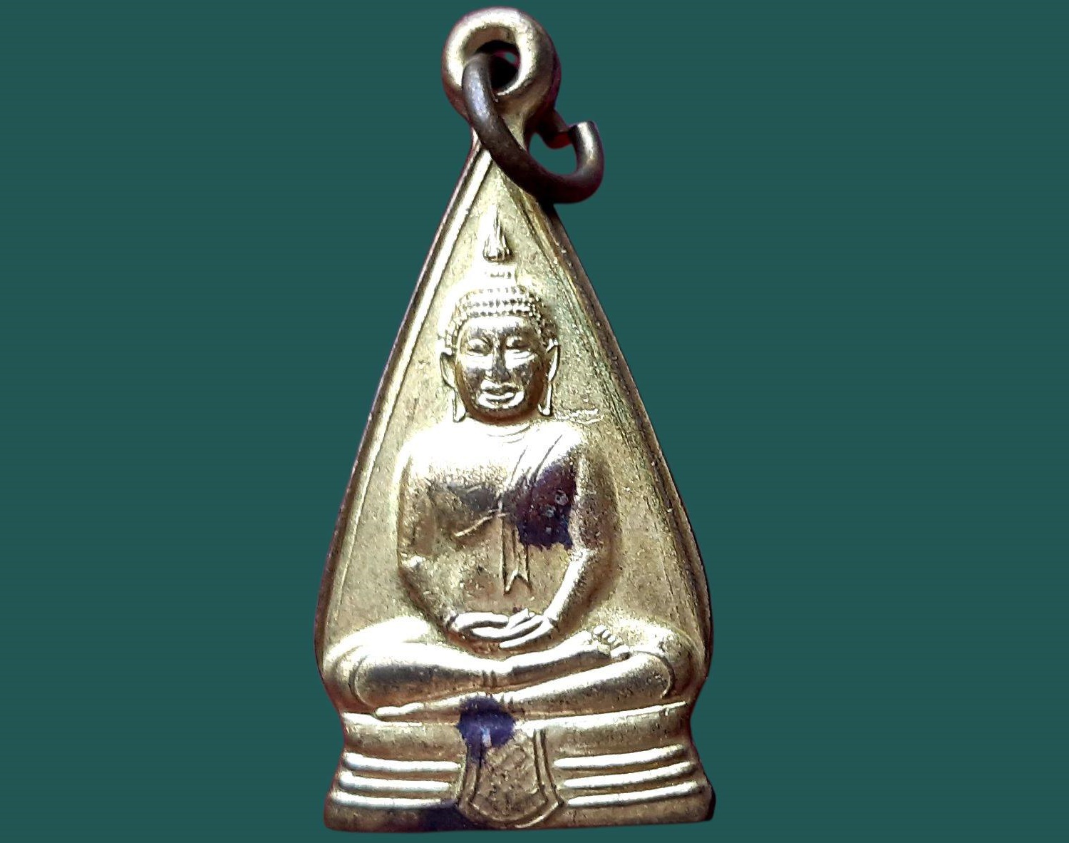 เหรียญปั๊ม พระพุทธ 2 หน้า วัดกลาง จ.อยุธยา ที่ระลึกยกช่อฟ้าหอสวดมนต์ พิมพ์ 2 หน้า เนื้อกะหลั่ยทอง สวยมาก