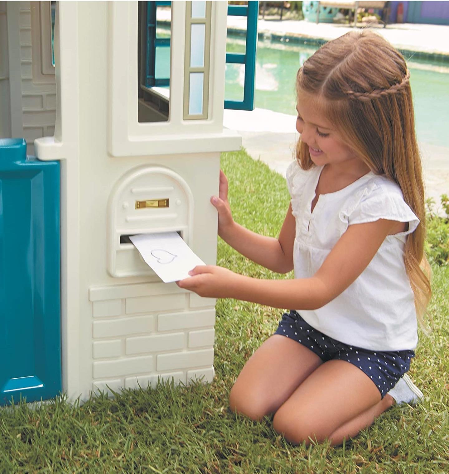 บ้าน Little Tikes Cape Cottage Playhouse in blue
