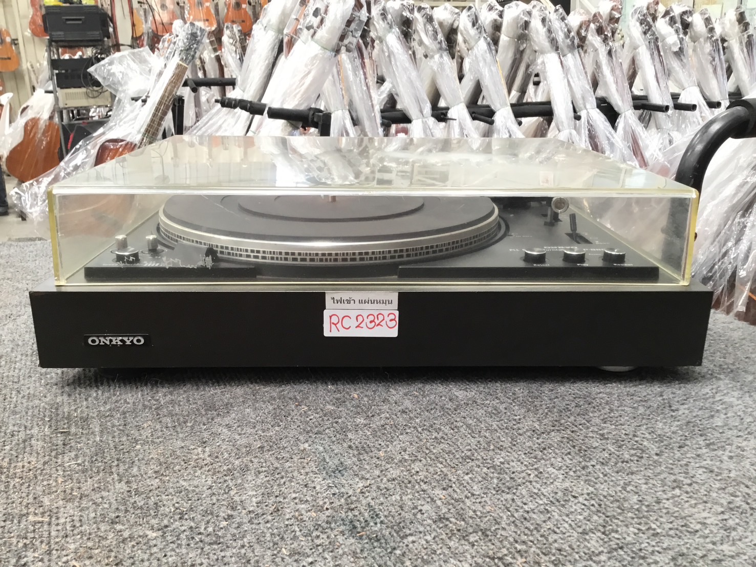 เครื่องเล่นแผ่นเสียง ONKYO : CP-8800F