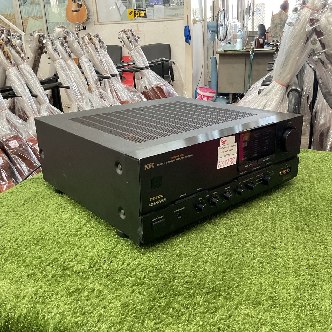 เครื่องขยายเสียง NEC : AV-7000D สินค้าไม่พร้อมใช้งาน (ต้องซ่อม)