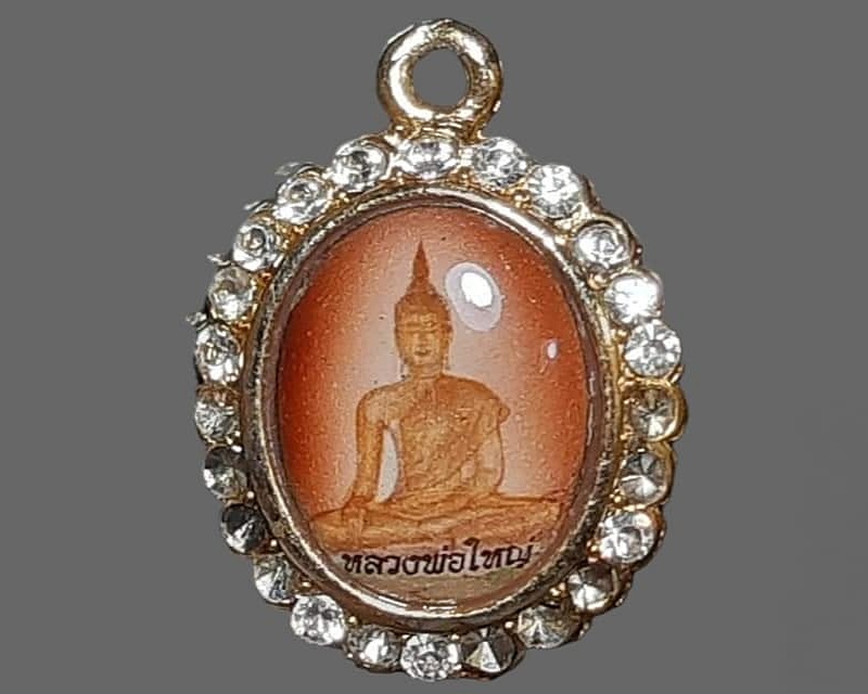 ล็อกเก็ต เข็มกลัด หลวงพ่อใหญ่ วัดอมพนมวนาราม ชลบุรี