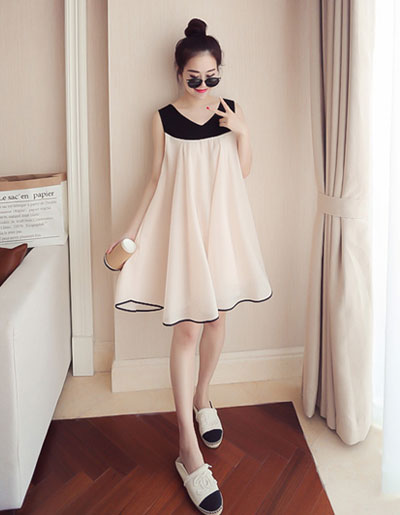 ชุดเดรสแฟชั่นแขนกุดทรงบาน สวยหวานสไตล์เกาหลี มี 2 สี รหัส 1902