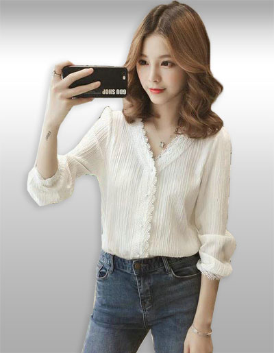 เสื้อแฟชั่นสีขาวแต่งมุกแบบสวยหวาน รหัส 2169