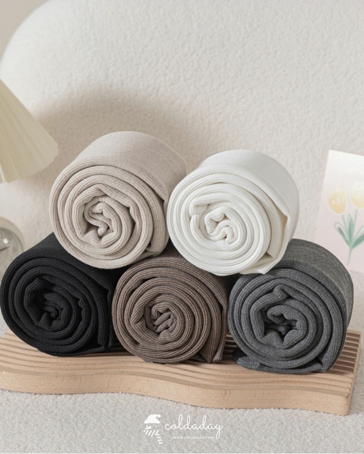 เลกกิ้งกันหนาวบุขนกันหนาวเด็ก รุ่นเหยียบส้น มี 4 สี